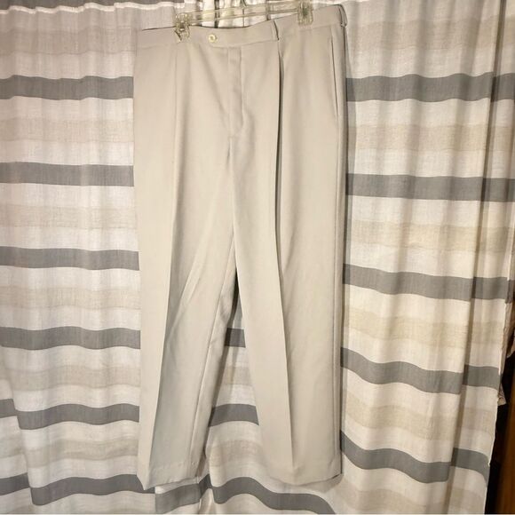 Lacoste light grey Trousers with Gold Button size 38 x 32” polyester - Picture 1 of 9